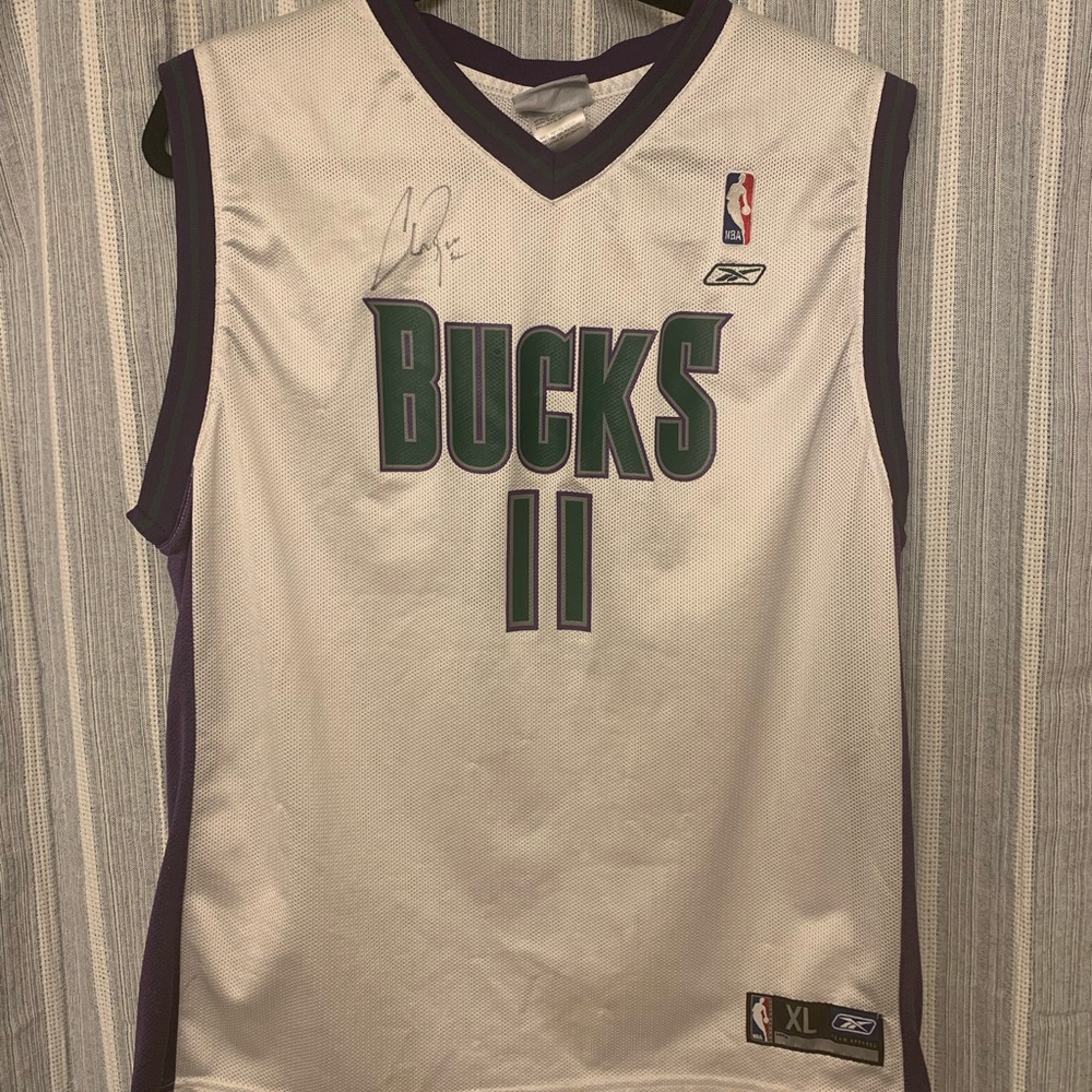 SIGNED Bucks TJ Ford Jersey